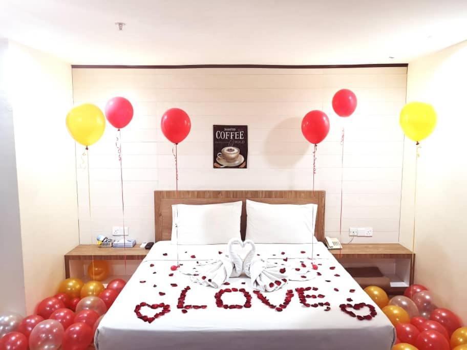 Merilton Hotel Sungai Petani Kültér fotó