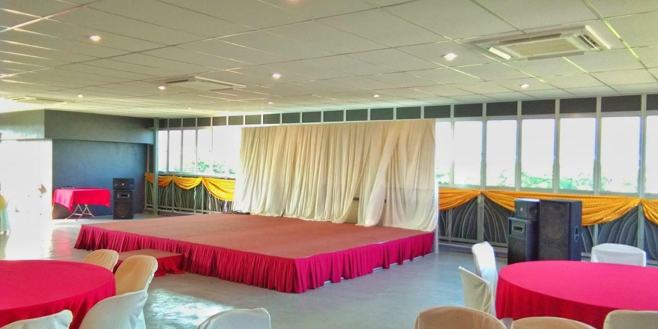 Merilton Hotel Sungai Petani Kültér fotó