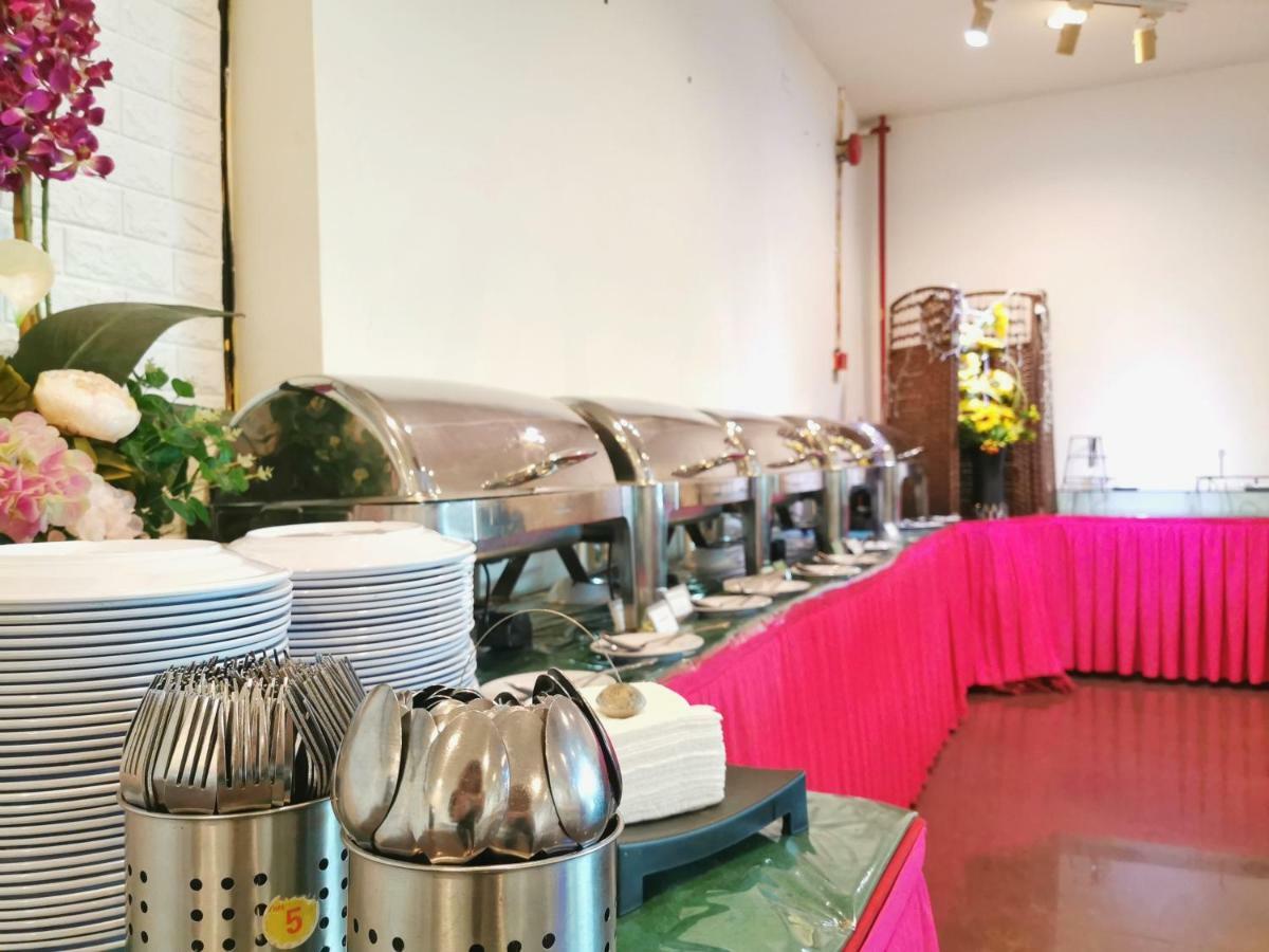 Merilton Hotel Sungai Petani Kültér fotó